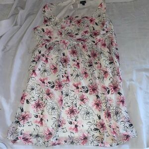 Torrid Size 16 Floral Dress